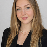 Sara G. headshot