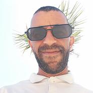 Bahri O. headshot