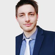 Vincenzo M. headshot