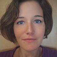 Clara D. headshot