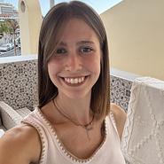 Noemi P. headshot